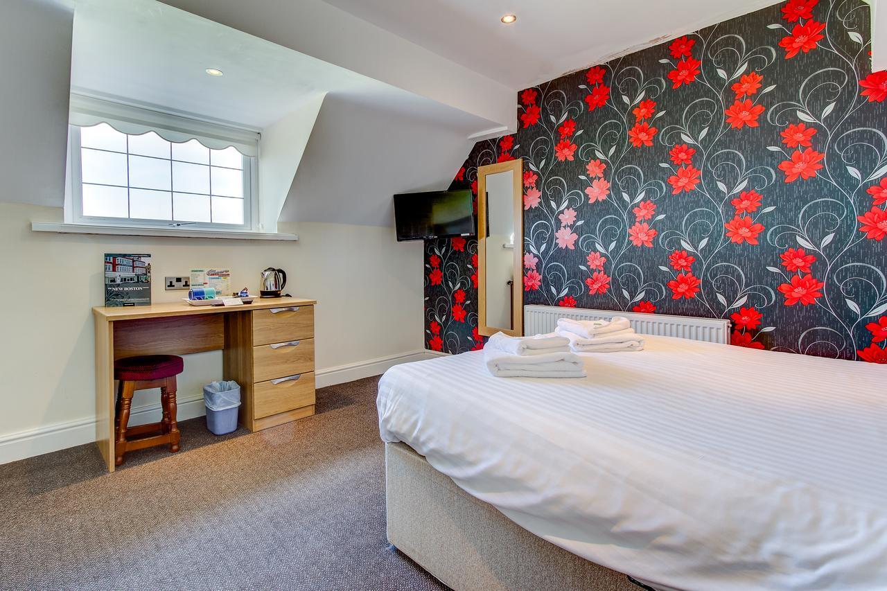 New Boston Guest Accommodation Fleetwood Exterior photo